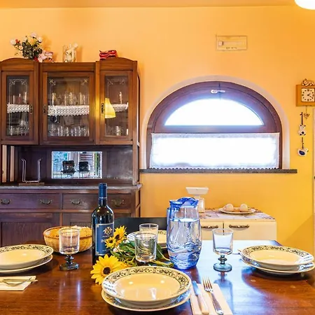2 Bedroom Amazing In Castelfranco Di Sotto Holiday home