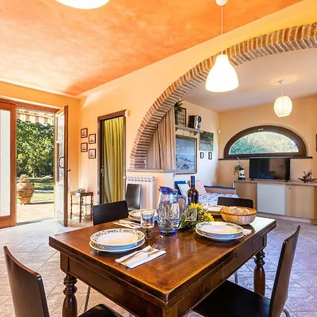 Holiday home 2 Bedroom Amazing In Castelfranco Di Sotto *