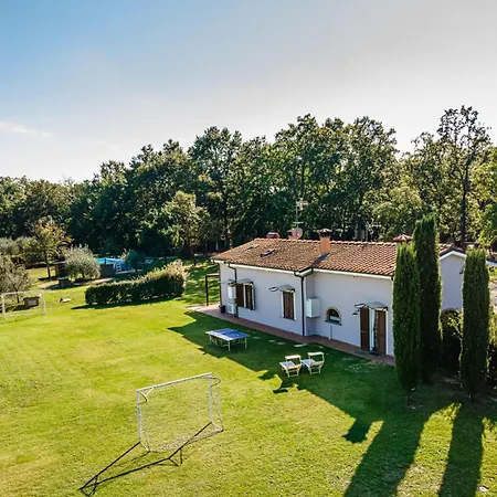 2 Bedroom Amazing In Castelfranco Di Sotto Le Vedute