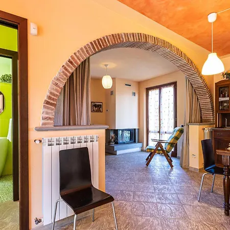 2 Bedroom Amazing In Castelfranco Di Sotto Holiday home