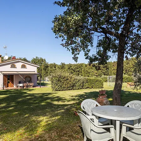2 Bedroom Amazing In Castelfranco Di Sotto Le Vedute